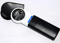 Лупа карманная с подсветкой (5х) - fgospostavki.ru - Красный Сулин