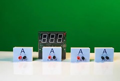 Набор датчиков силы тока и напряжения с независимой индикацией (амперметр и вольтметр демонстрационный) - fgospostavki.ru - Красный Сулин