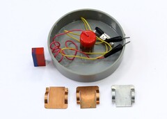 Набор по электролизу «Электролит ЭФ-1» с источником питания от сети - fgospostavki.ru - Красный Сулин