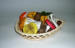 Муляжи "Корзина с грибами" - fgospostavki.ru - Красный Сулин