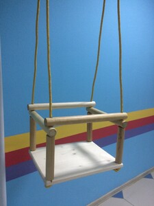 Качели подвесные (деревянные) - fgospostavki.ru - Красный Сулин