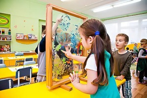 Игровой набор "Мольберт с зеркалом" - fgospostavki.ru - Красный Сулин